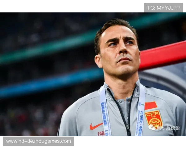 南特临时主帅坎卡里:一日备战德比,重拾防反传统。 南特临时主帅坎卡里:一日备战德比,重拾防反传统。