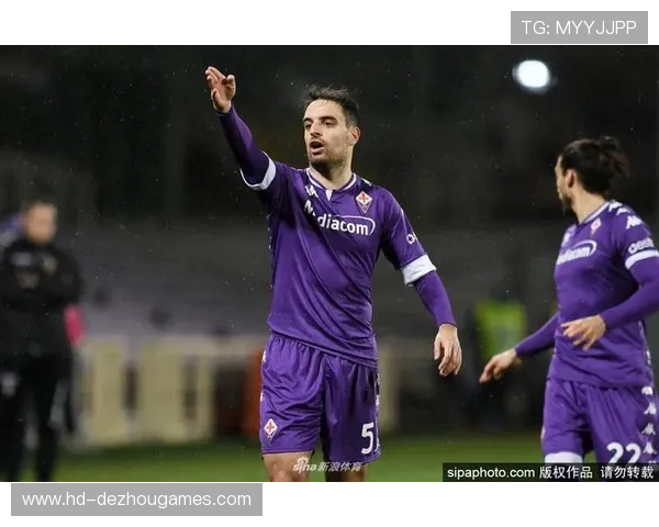 佛罗伦萨博纳文图拉小腿受伤，出战帕尔马成疑